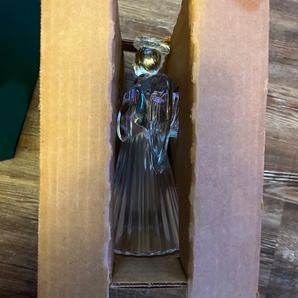 Set Of 2 -24% Lead CRYSTAL ANGEL CANDLE HOLDERS. The American Crystal Collection - Picture 2 of 11